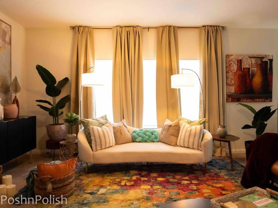Luxury Beautiful Spacious Retreat Getaway * Columbus